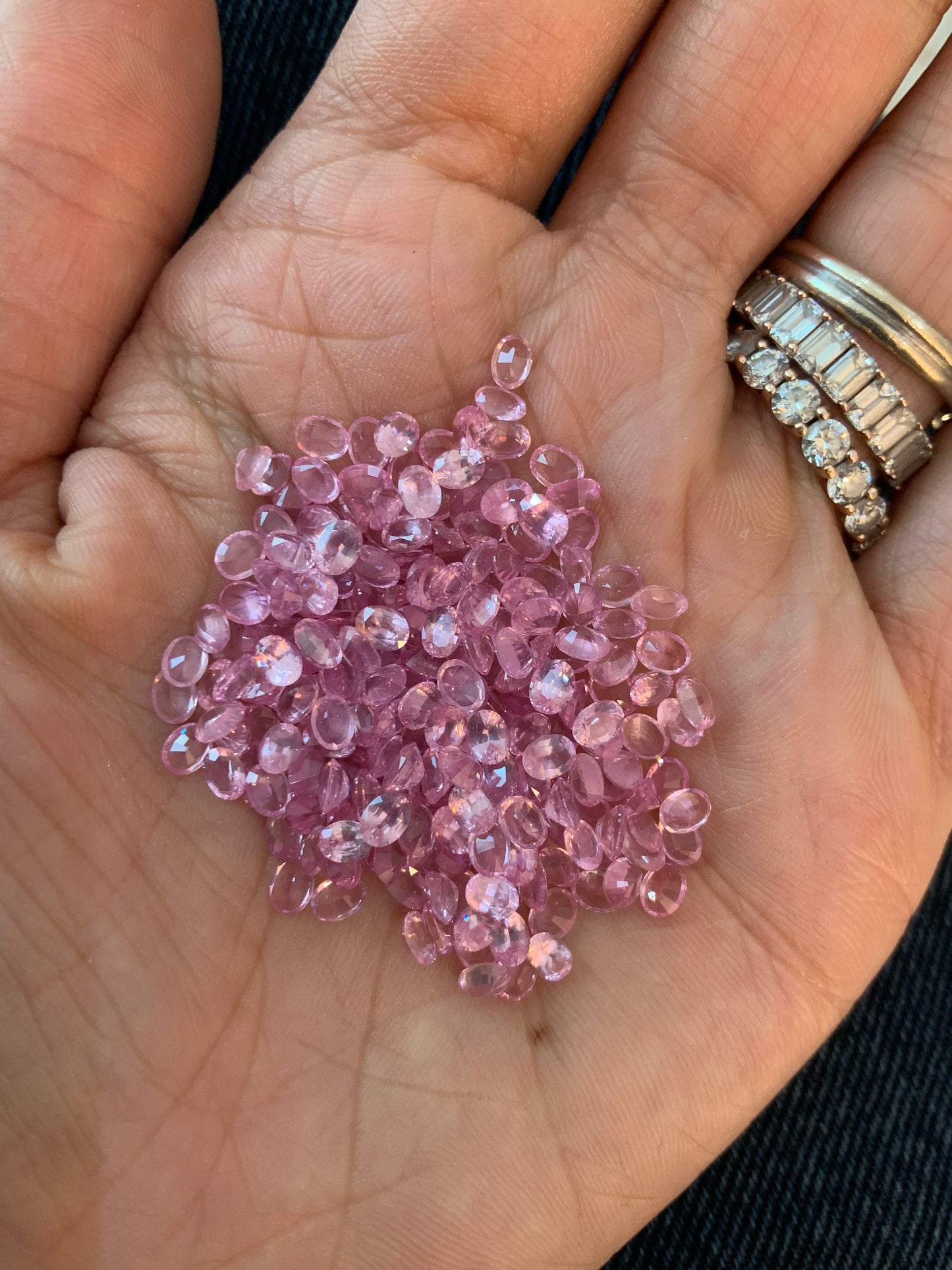 Media Churumbela Liat de Espinela Opalescente en tono Bubblegum Pink