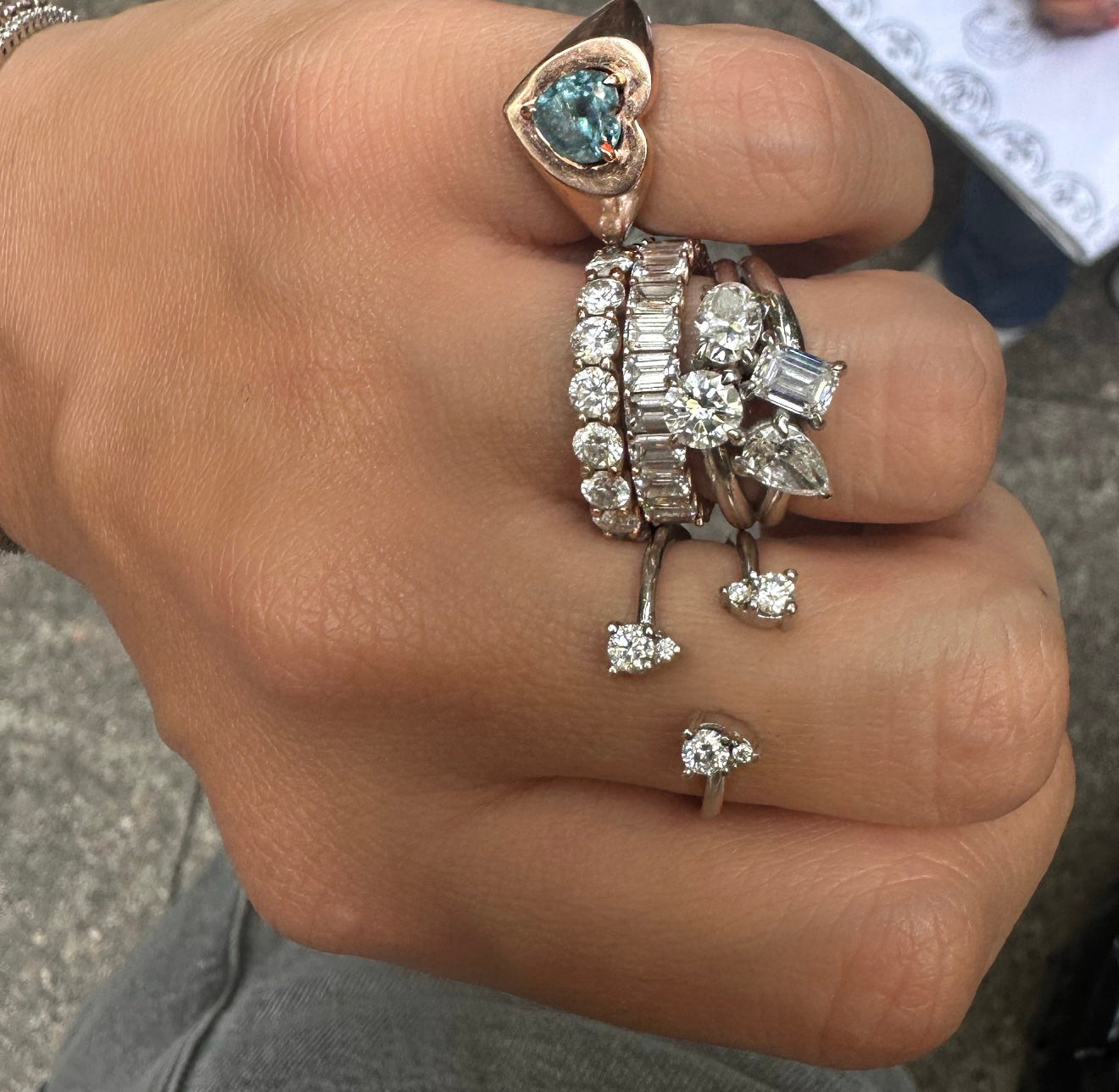 Anillo Jaqueline con Zafiros Azul Verdosos y Diamantes (edición limitada)