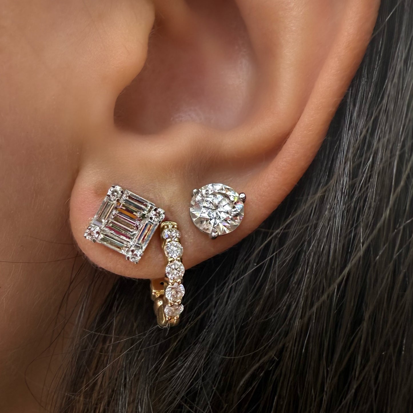 Arracada Monica de diamantes 0.25ct CHICA (por pieza NO par)