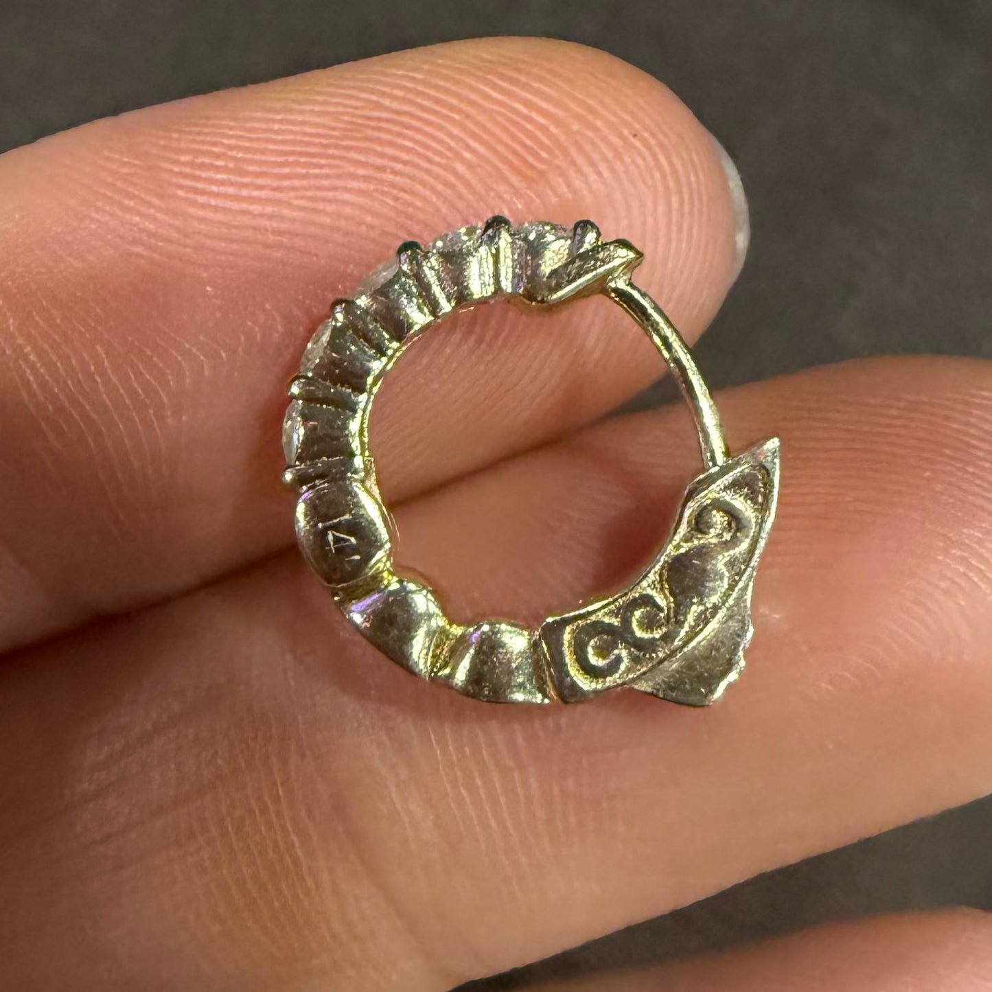 Arracada Monica de diamantes 0.50ct GRANDE (por pieza NO par)