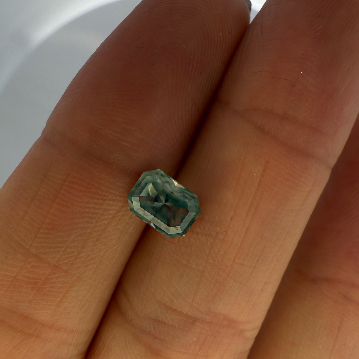 Zafiro Ceylan Opalescente Corte Esmeralda de 1.52ct