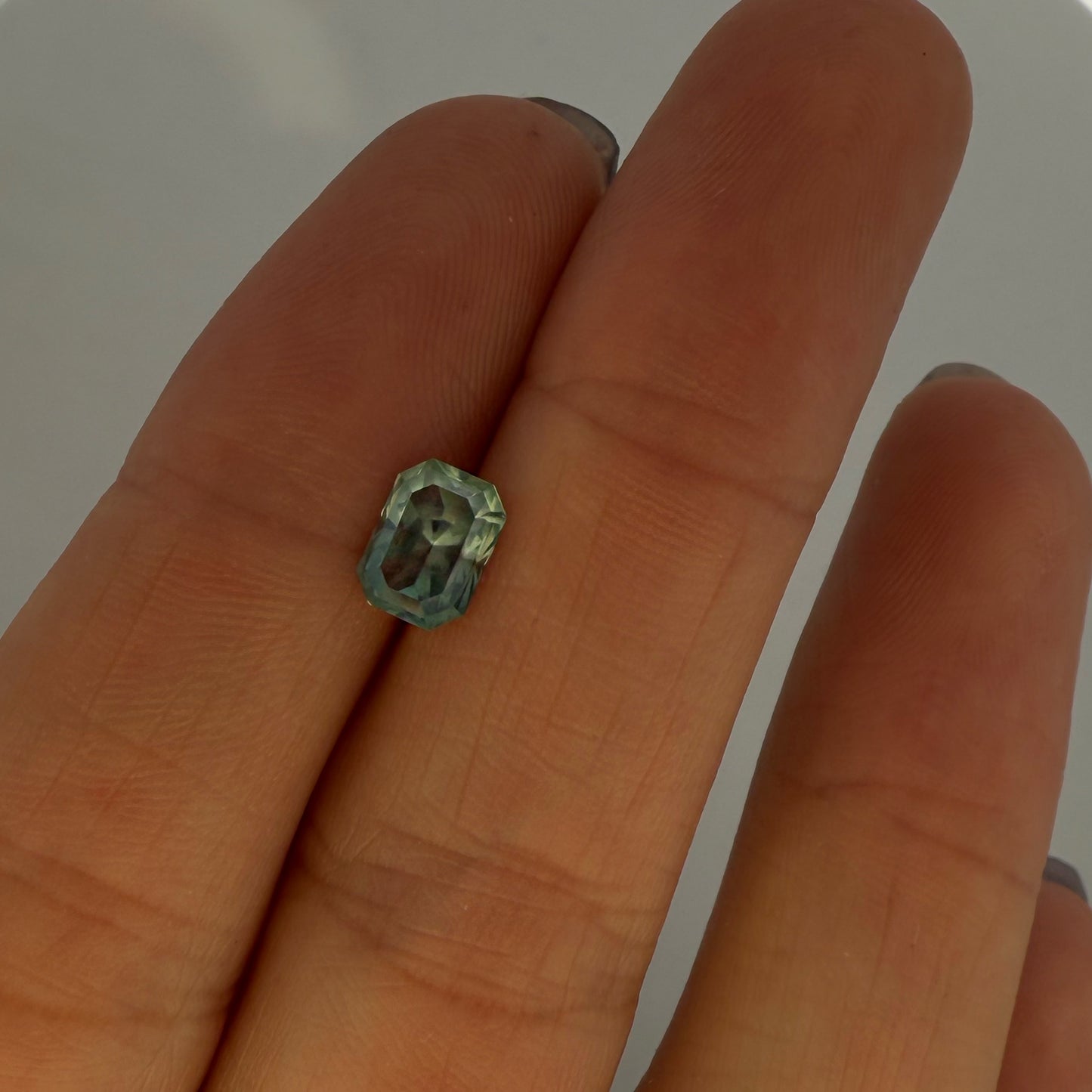 Zafiro Ceylan Opalescente Corte Esmeralda de 1.52ct