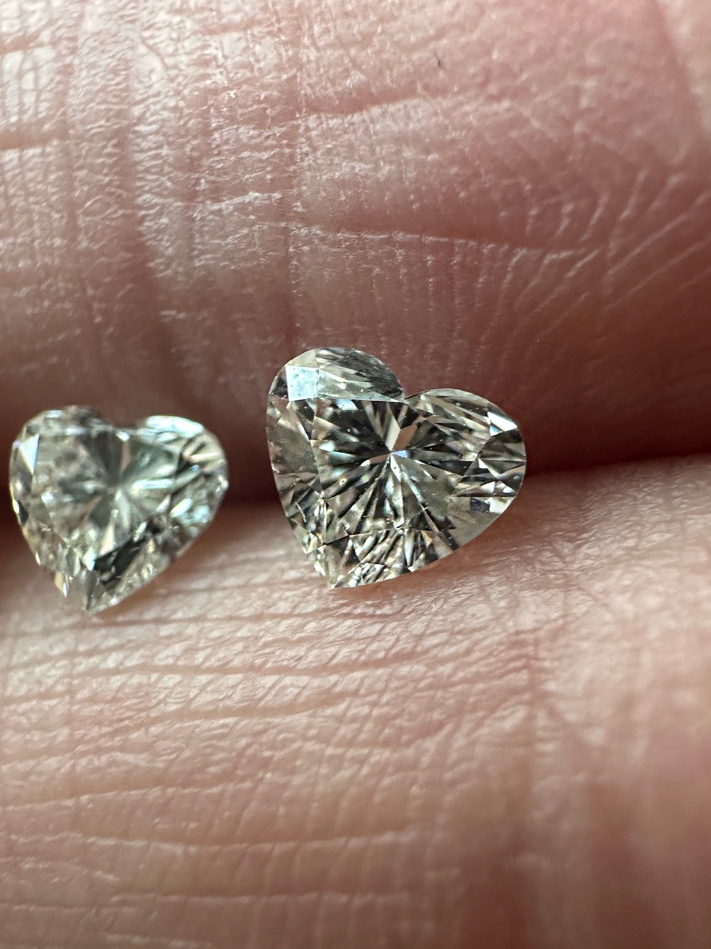 Aretes de Corazón de Diamantes de 0.30ct (0.60ct el par)