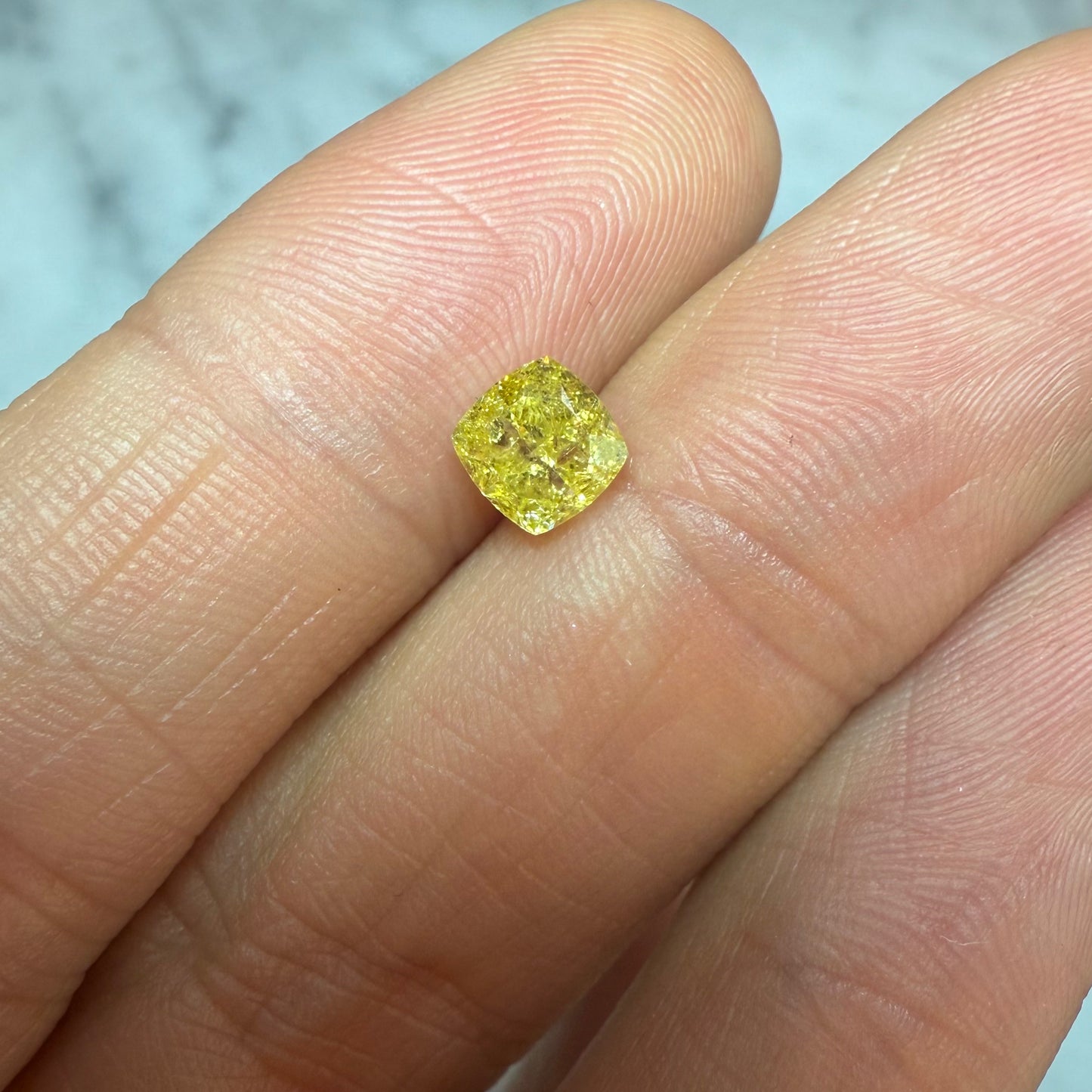 N - Diamante Amarillo 1.01ct Corte Cushion / Medidas 5.16 x 5.25mm