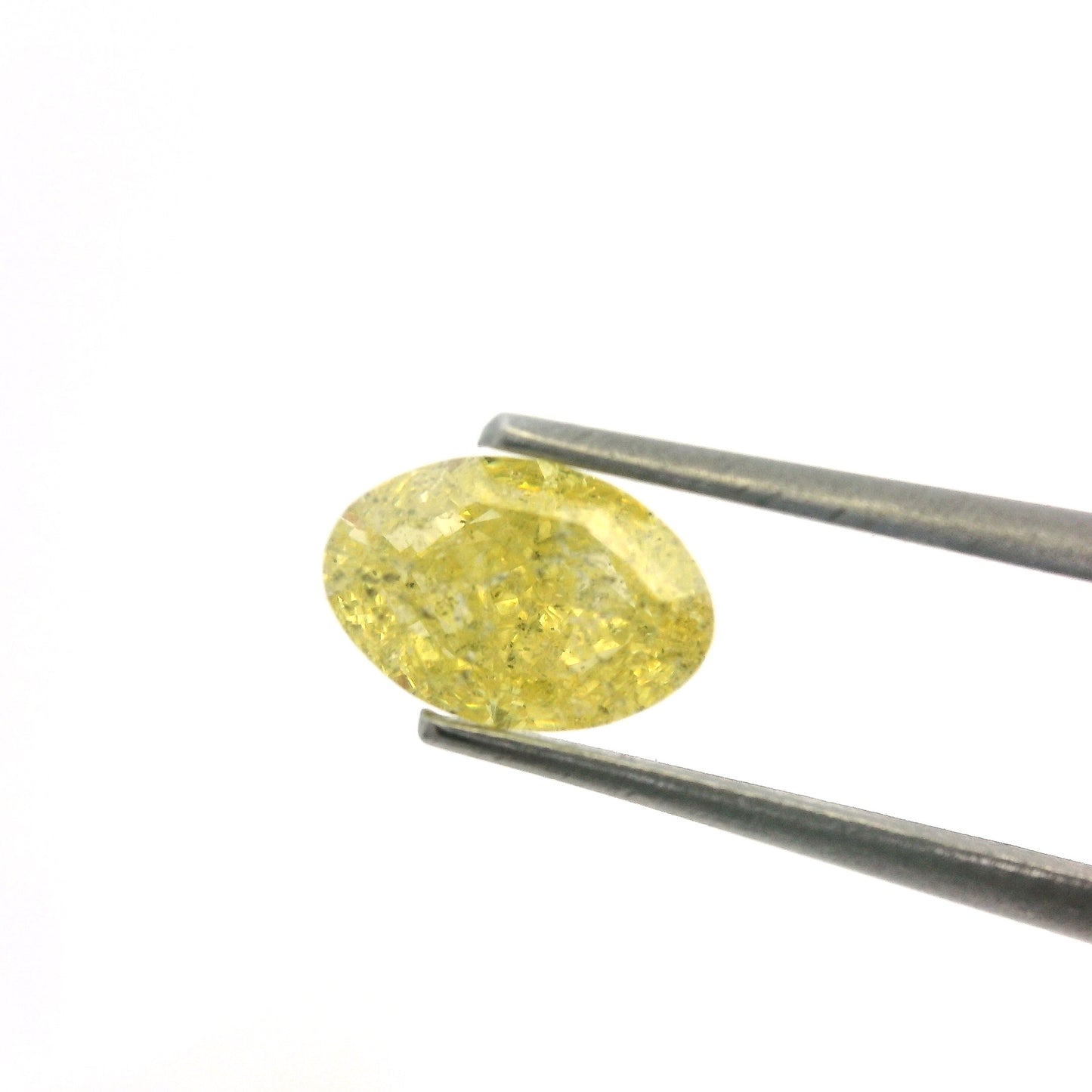 S - Diamante Amarillo 1.04ct Corte Oval / Medidas 7.42 x 5.07mm
