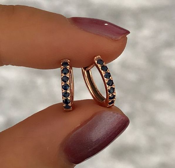 Malke Black Diamond Hoop Earrings (One Piece)