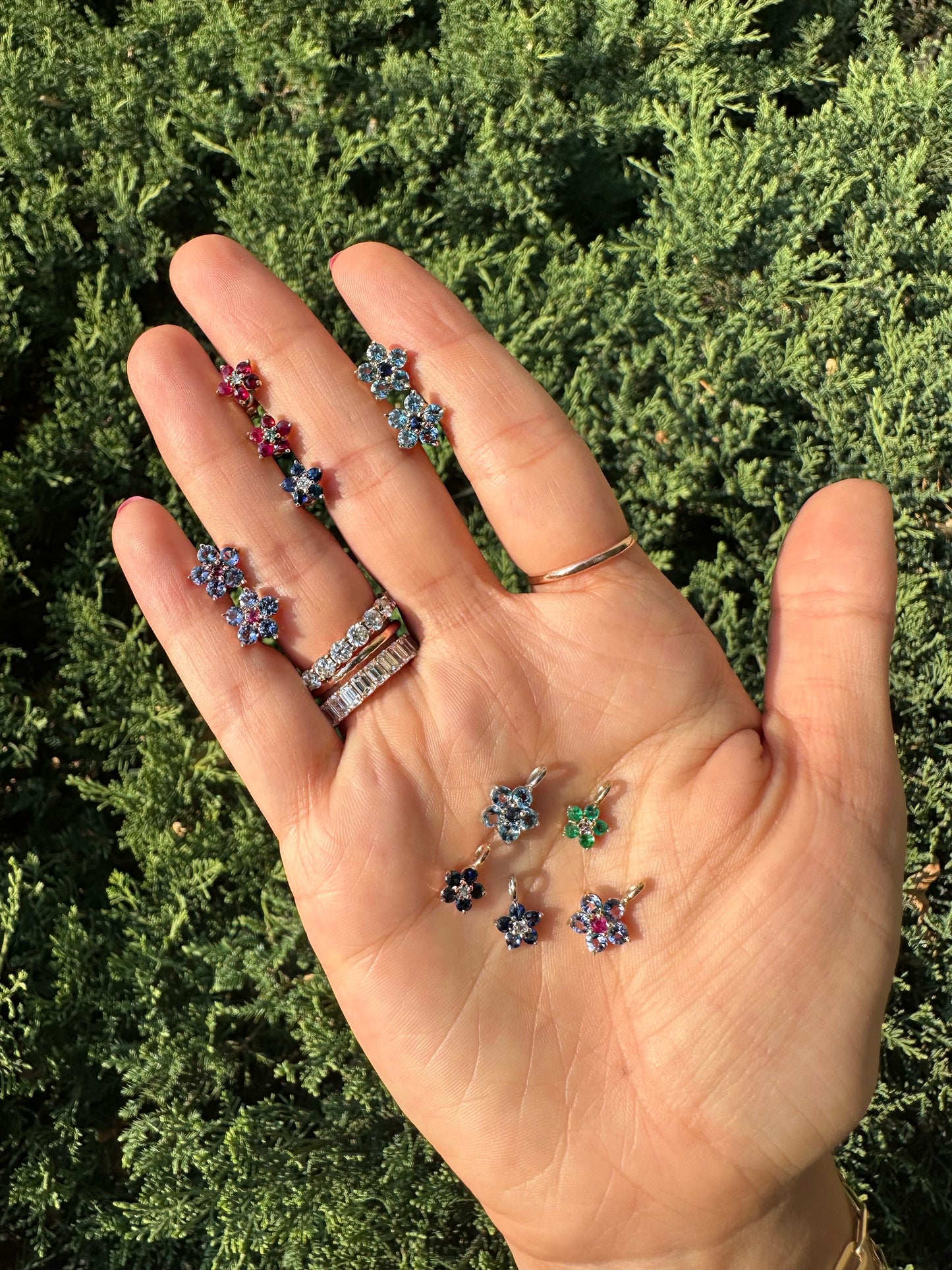 Mini Flower Pendant