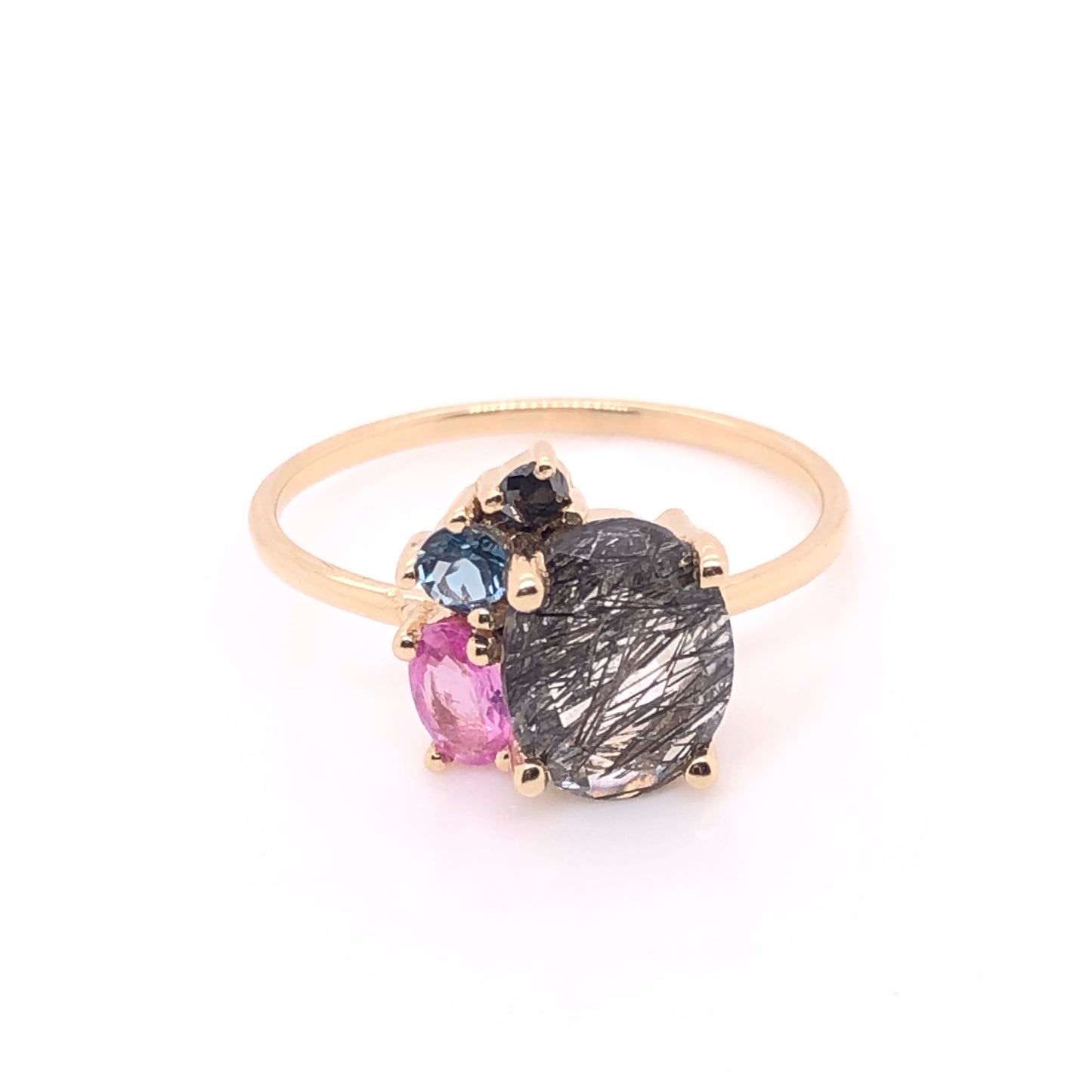 ENTREGA INMEDIATA / Anillo Cuarzo Rutilado con Diamante Negro, Topacio London Blue y Zafiro Rosa / Oro amarillo 14k / Talla 7.75