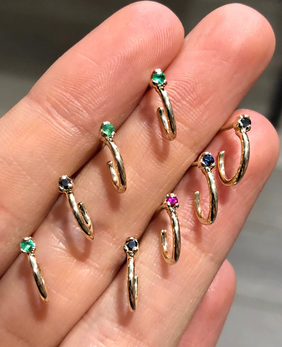Natalia Gold Hoop Earrings with Stone (One Piece)