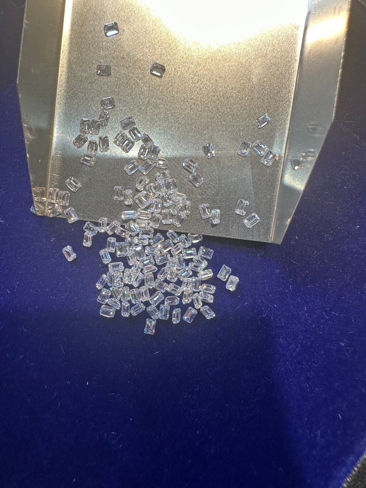 Half Churumbela emerald cut diamonds 0.10ct each