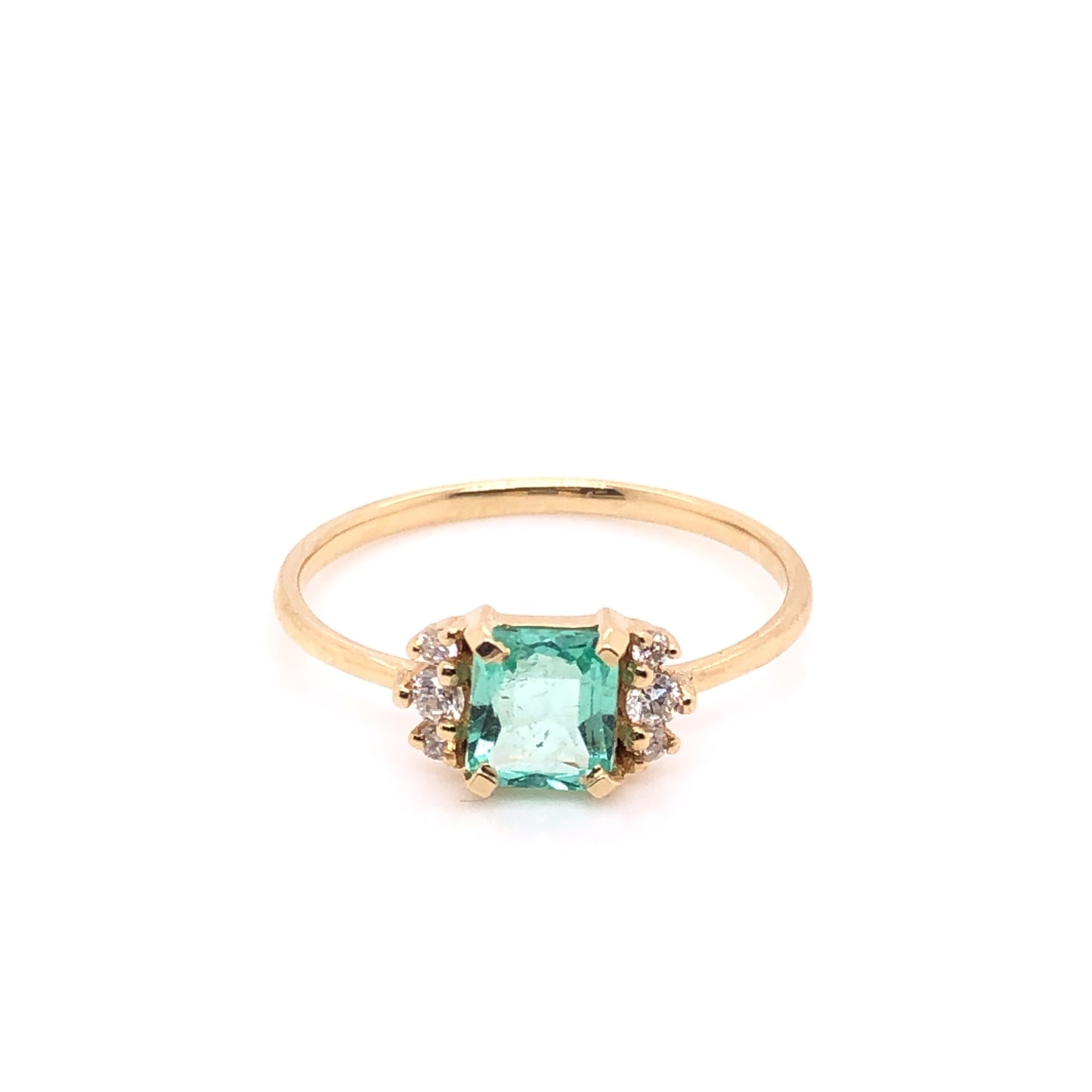 Anillo de Esmeralda con Diamantes (pieza única)
