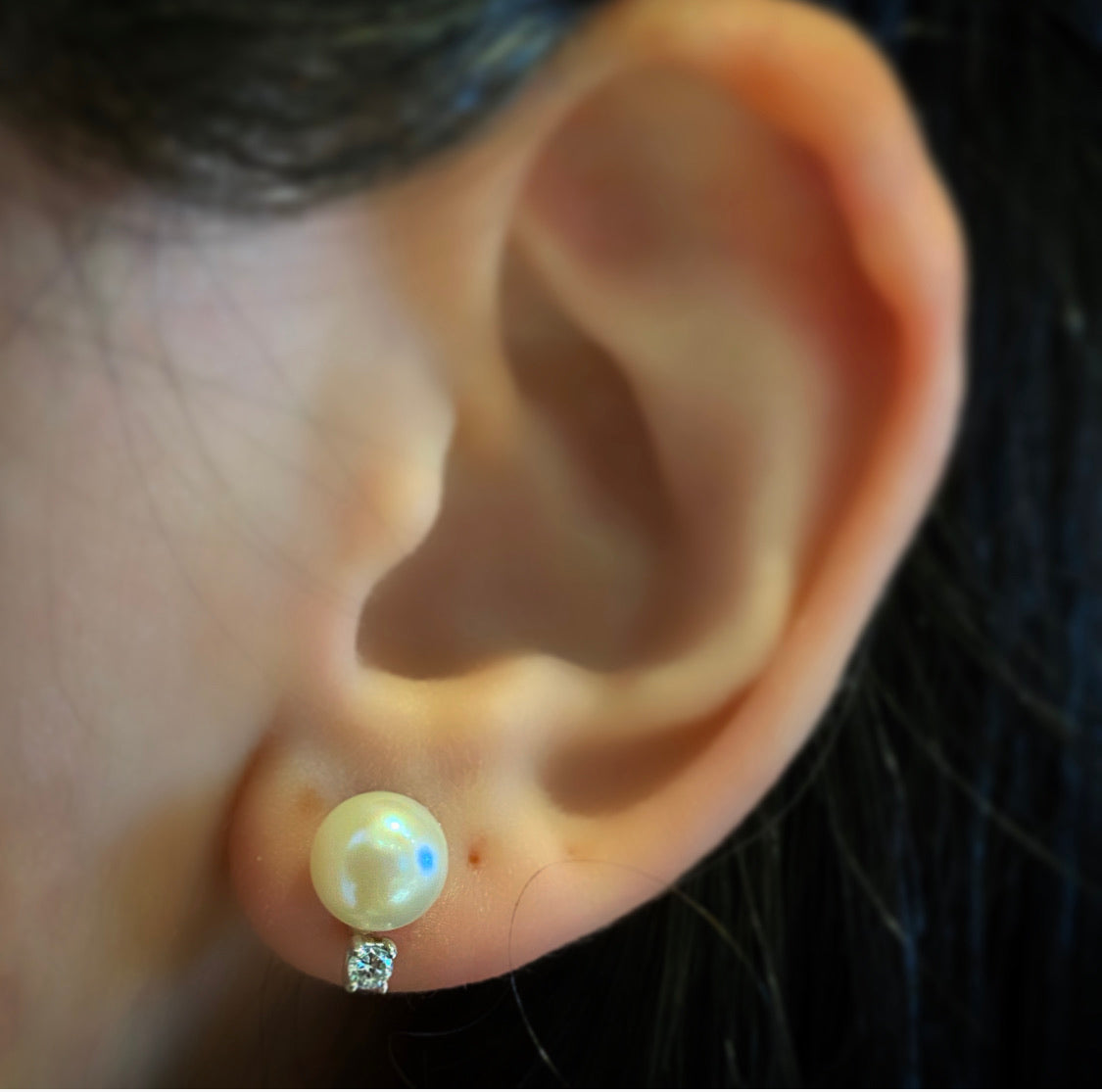 Aretes Regina de Perla y Diamante