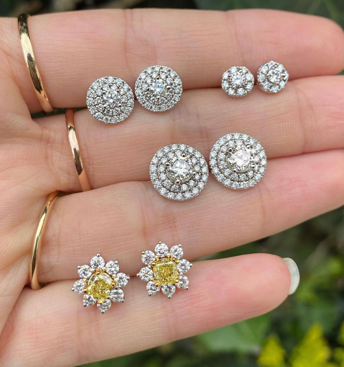 PIEZA ÚNICA / Aretes de diamantes con doble halo