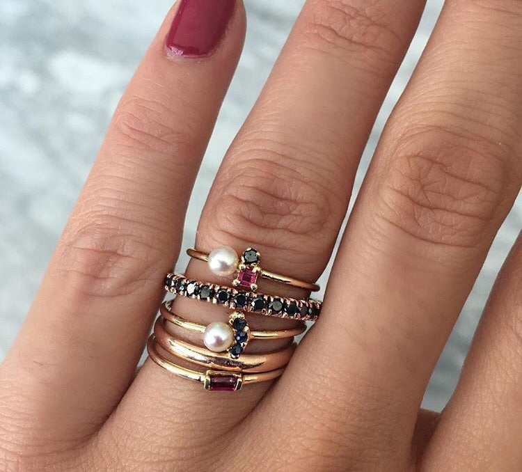 Horizontal Stone Ring