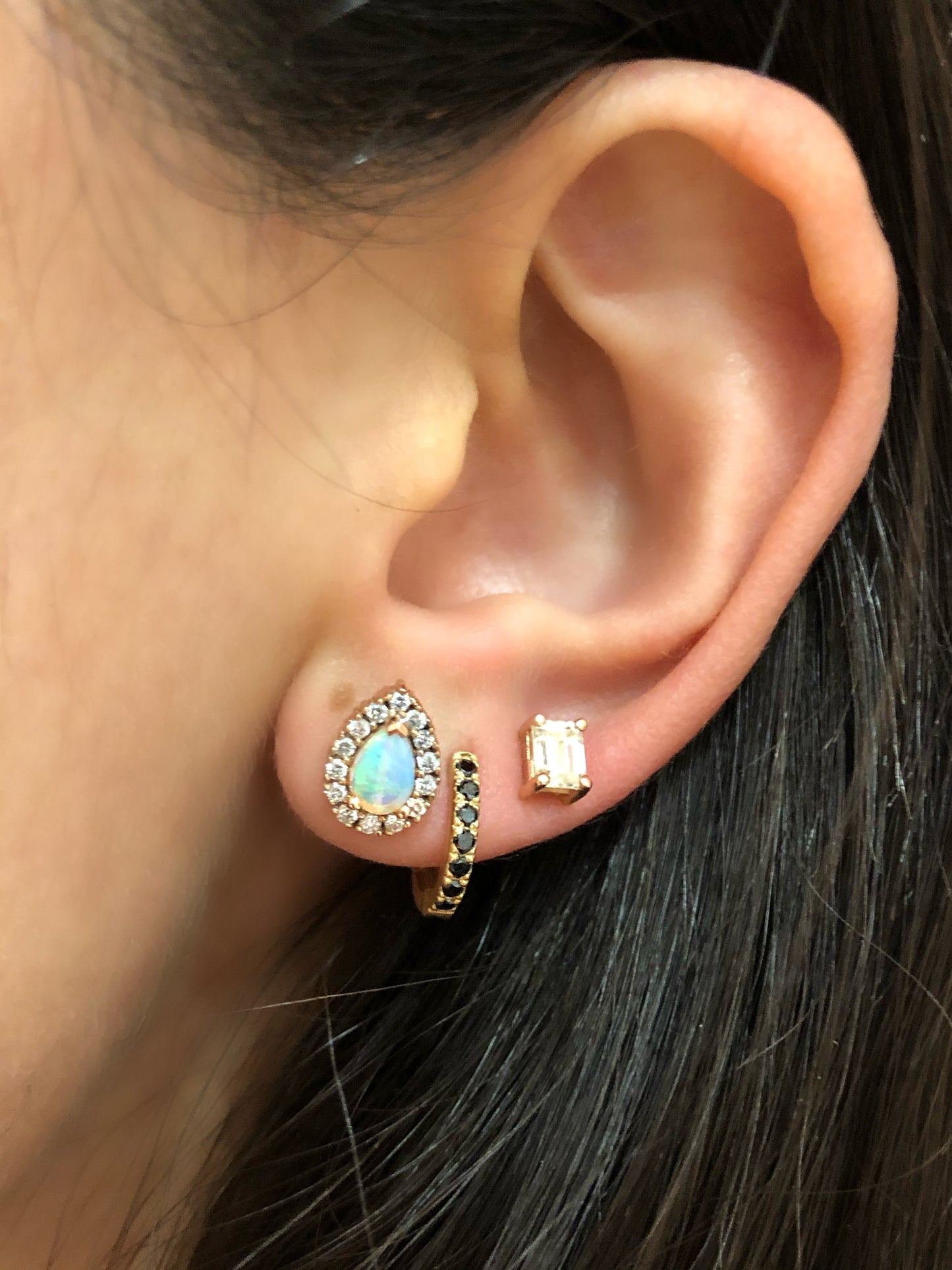 Aretes de Ópalo con Halo de Diamantes
