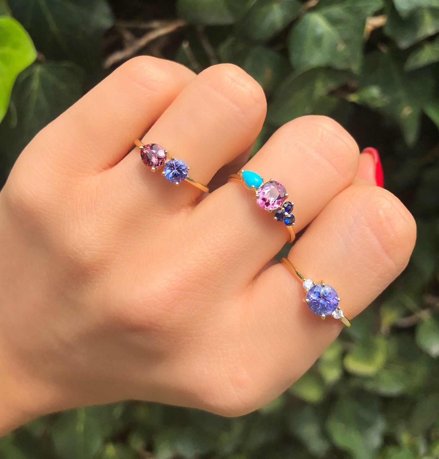 Anillo de Granate con Turquesa y Zafiro Azul