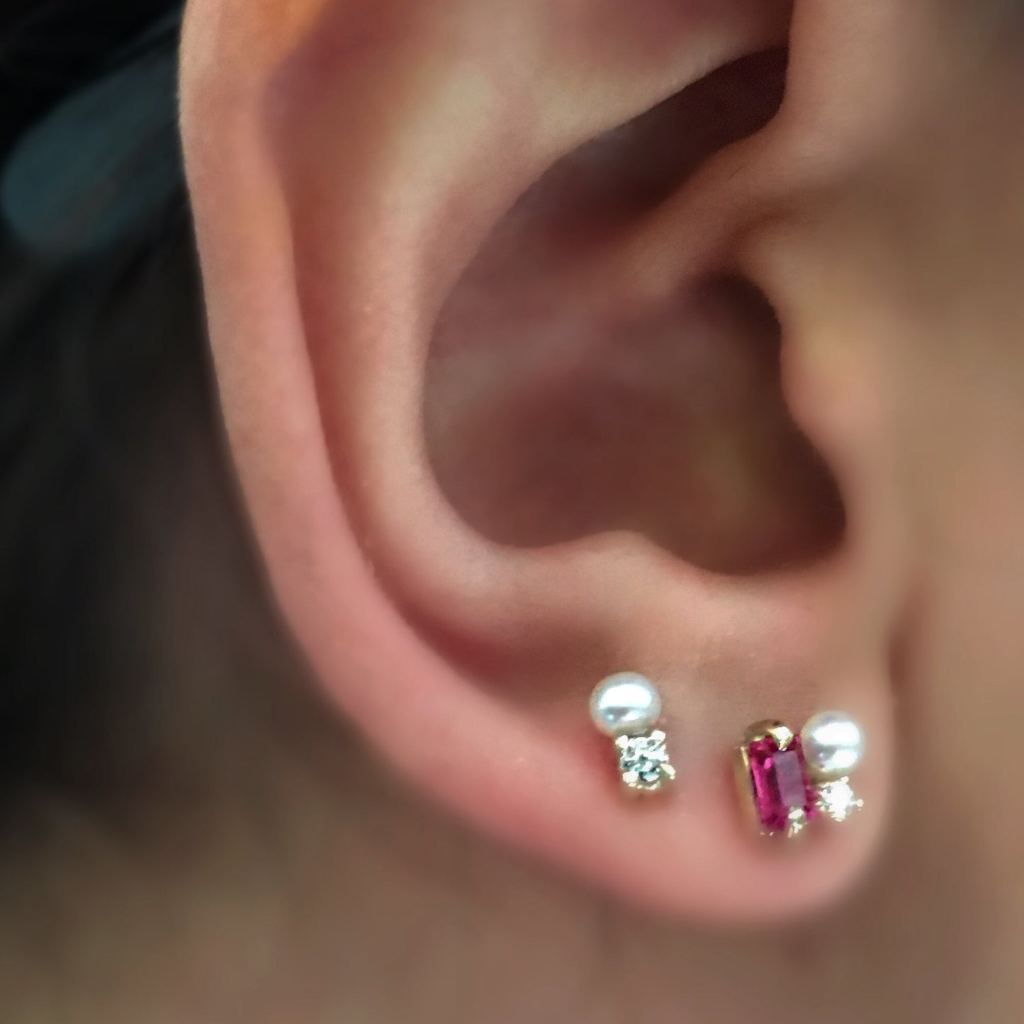 Pearl and diamond earrings