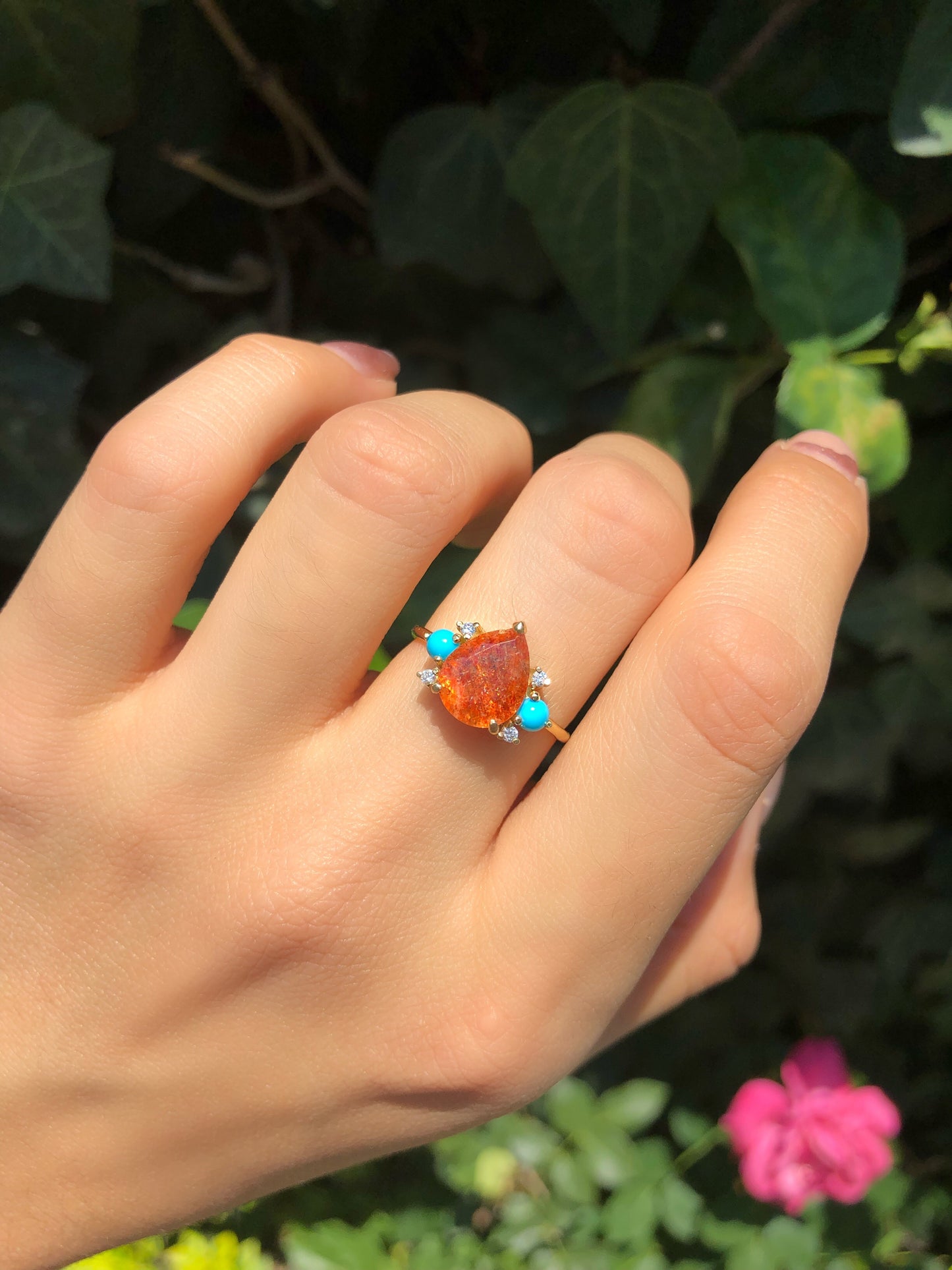 Anillo de Sunstone, Turquesa y Diamantes