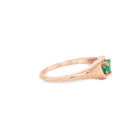 Julia Ring with Heart Emerald
