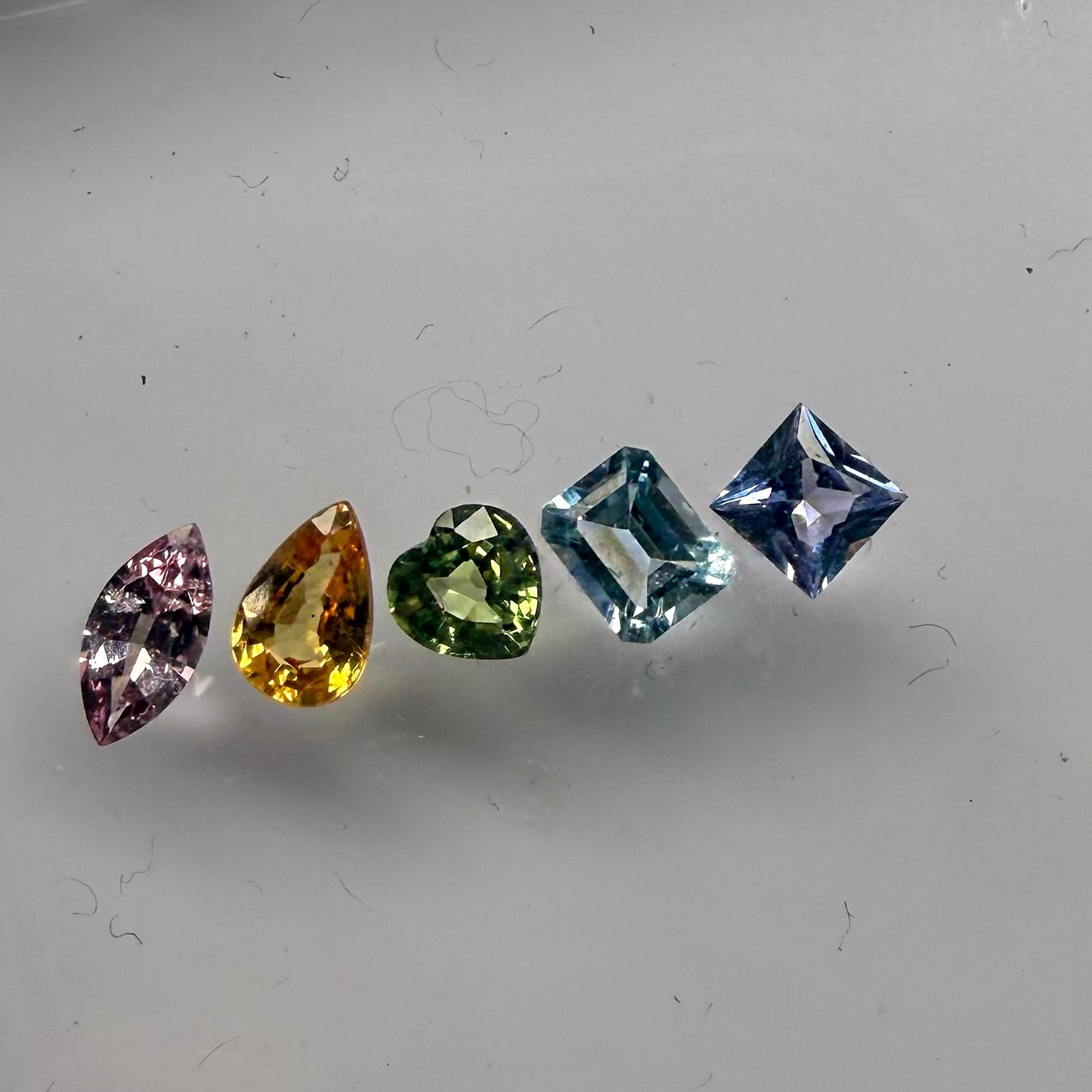 Anillo Multishape de piedras de colores