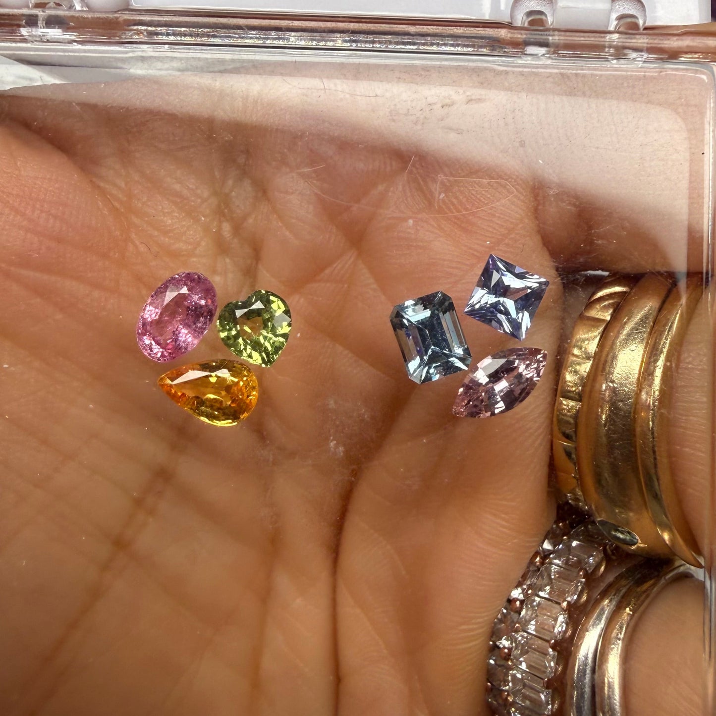 Aretes Multishape de Piedras de Colores