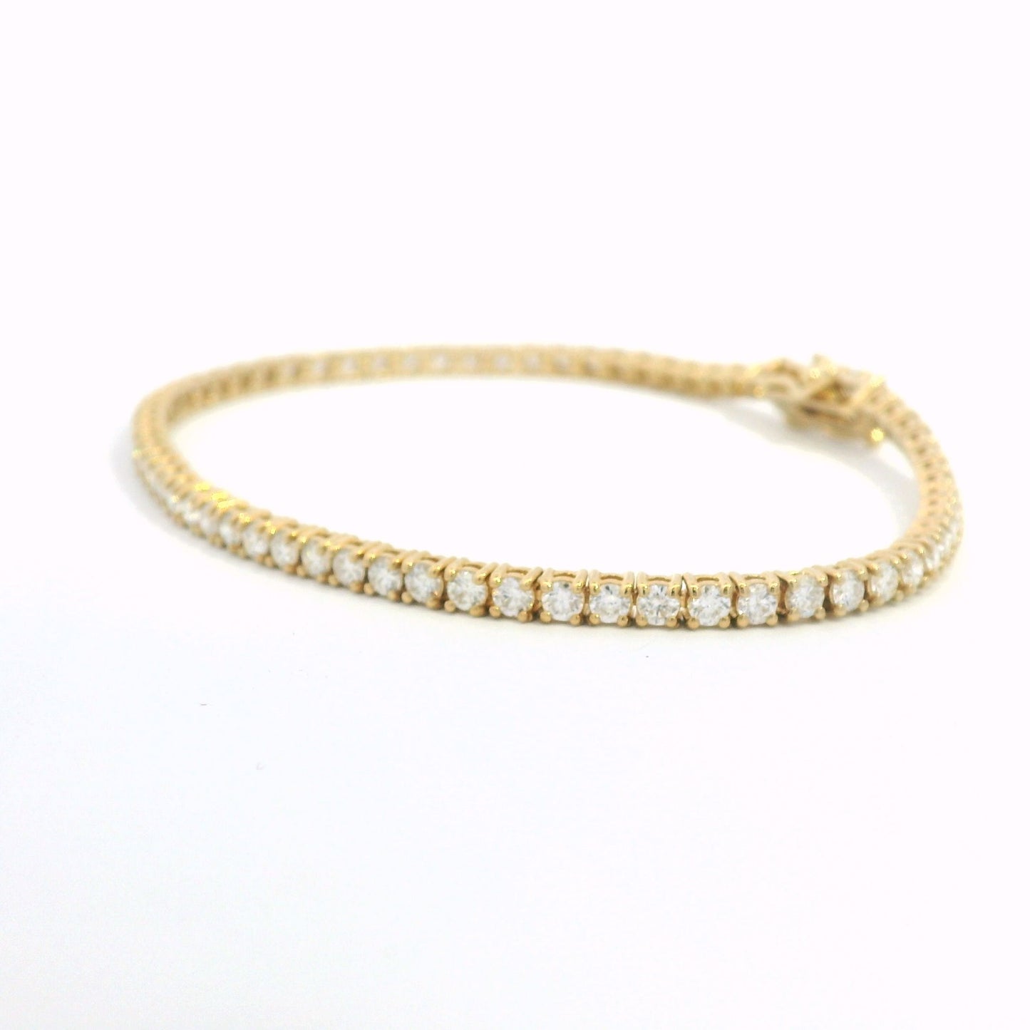 ENTREGA INMEDIATA / Pulsera Tenis con Diamantes / 3 CT / Oro amarillo 14K / 17-18 cm