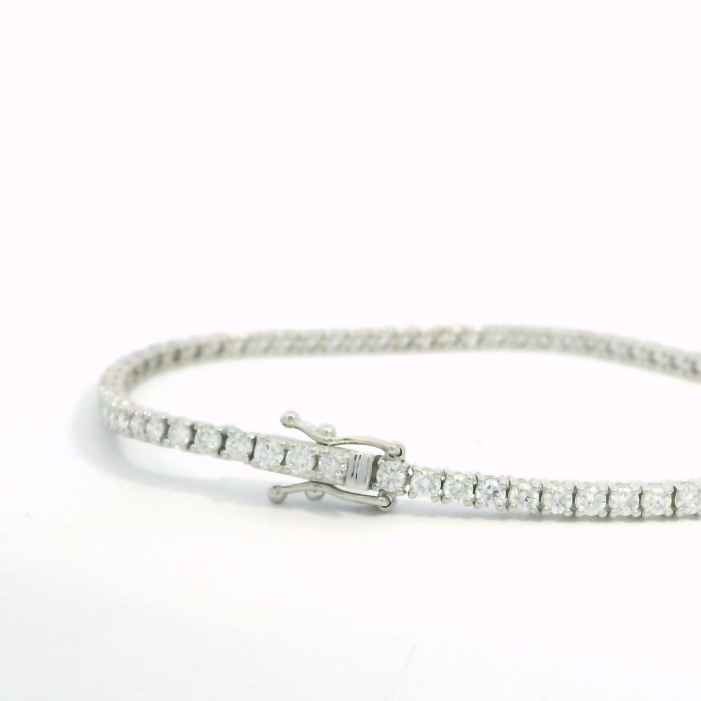 ENTREGA INMEDIATA / Pulsera Tenis con Diamantes / 3 CT / Oro blanco 14K / 17-18 cm