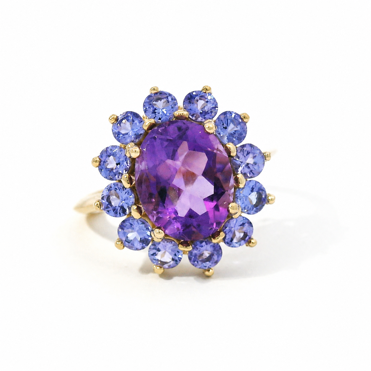 Pieza Única / Anillo de Amatista con halo de Tanzanita