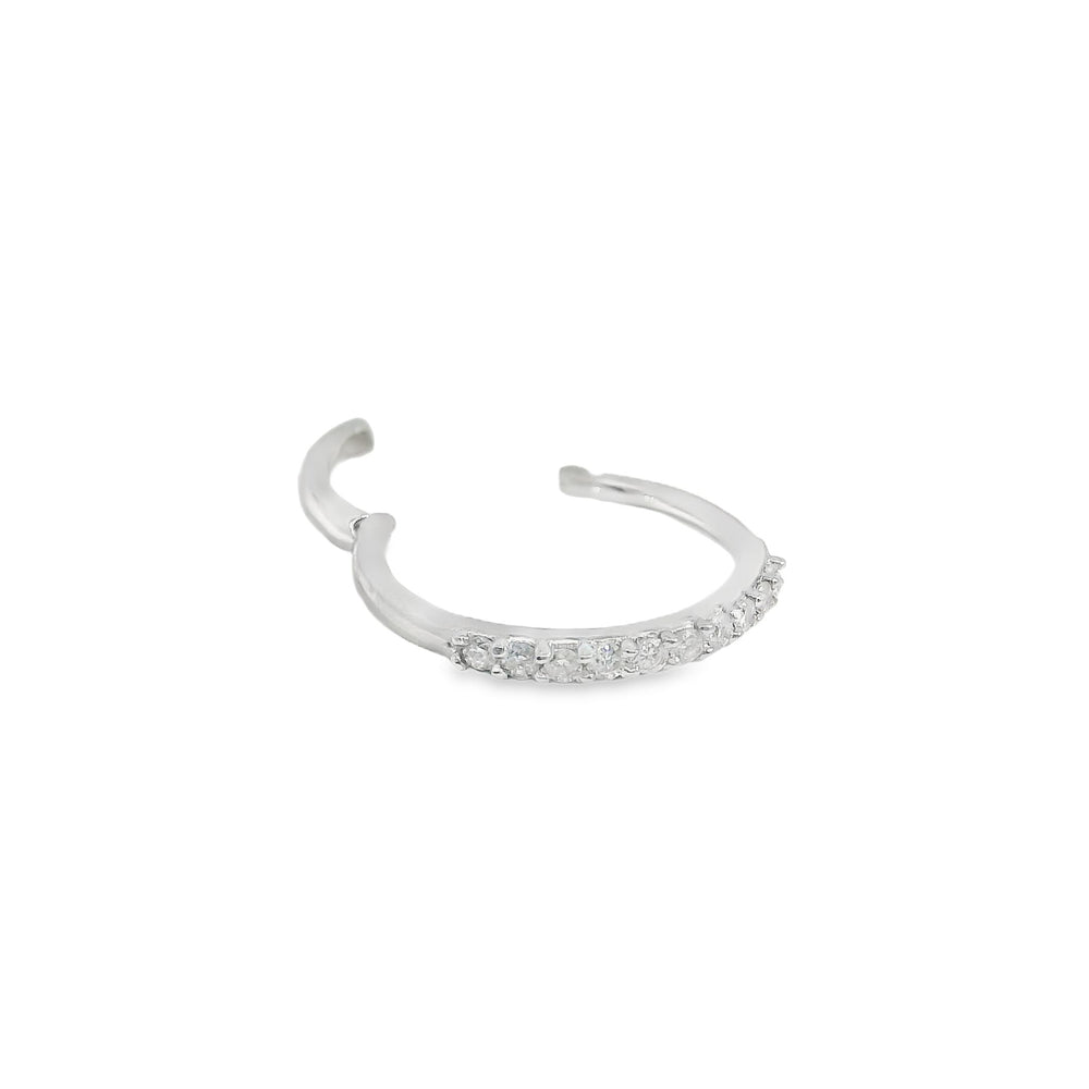 
                      
                        ENTREGA INMEDIATA / PIEZA ÚNICA / Arracada con Diamantes / Oro blanco 14K / (UNA PIEZA)
                      
                    