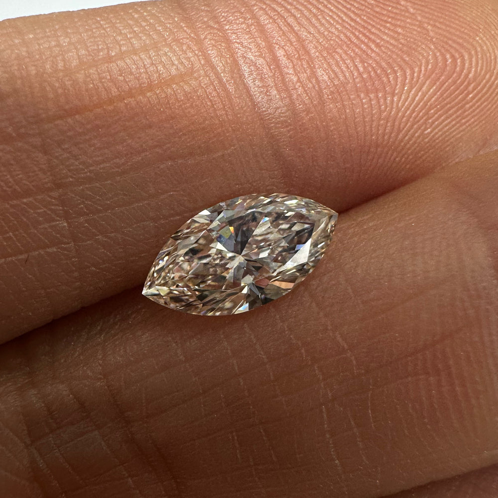 
                      
                        Diamante marquis 1.2ct color L, claridad SI1
                      
                    