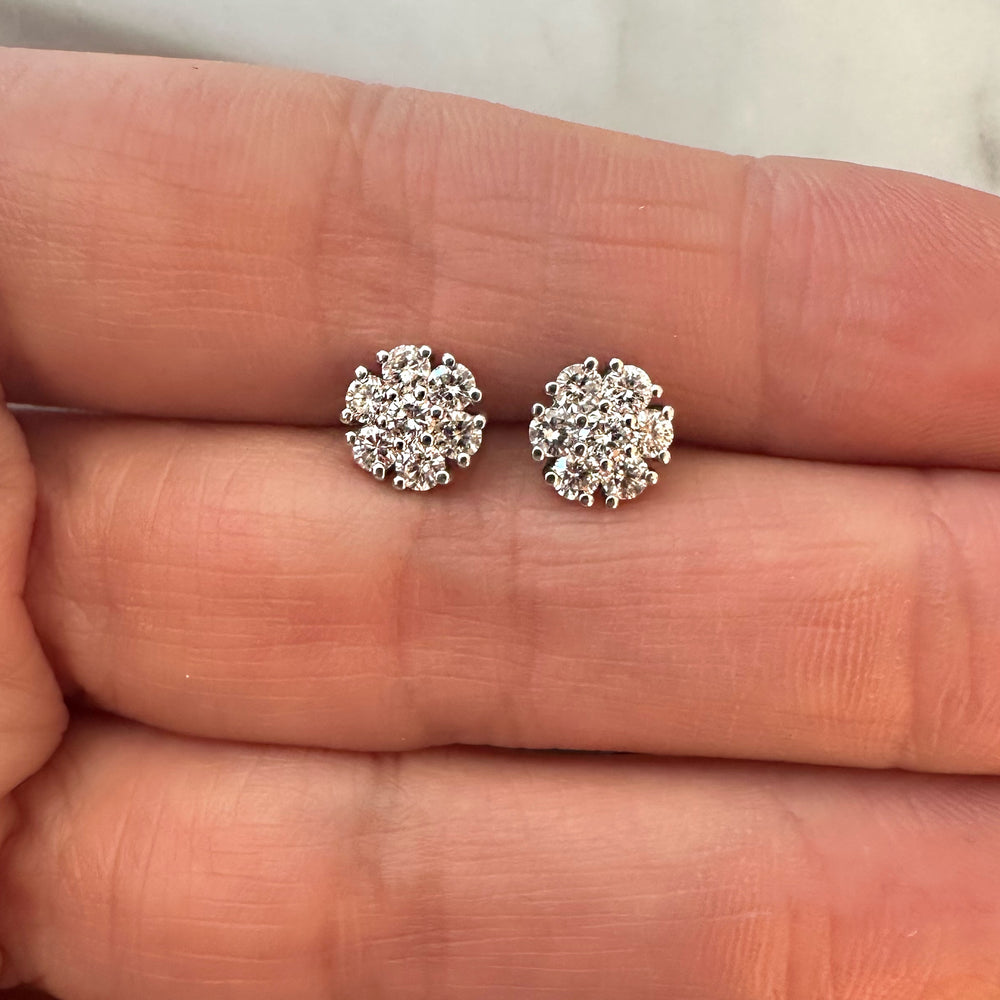 
                      
                        Aretes de Diamante Cluster
                      
                    