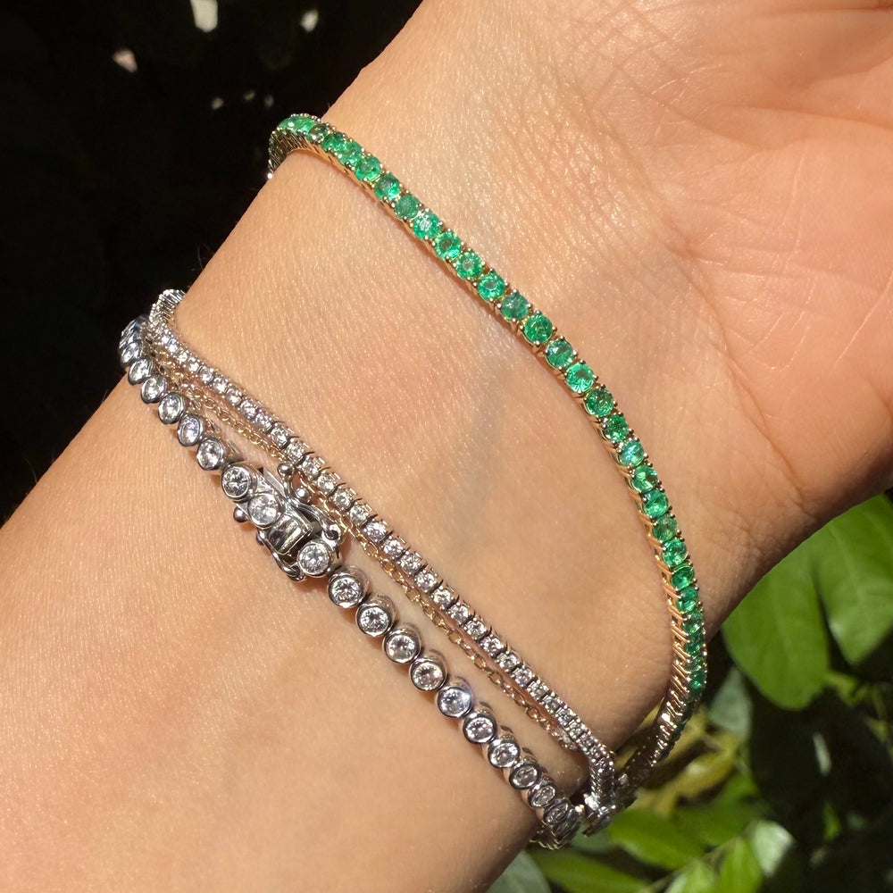 
                      
                        Pulsera Tenis de Esmeralda, Rubí o Zafiro 2mm
                      
                    