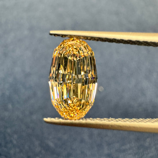 ANTICIPO / APARTADO Diamante Fancy Light Yellow Brown 1.42ct en corte Oval escalonado, valor total 87,600 pesos