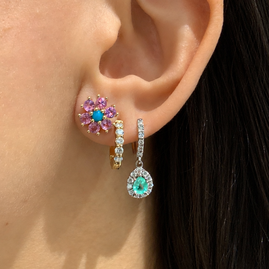 ENTREGA INMEDIATA / Arracada Única con Turmalina Paraiba y Diamantes / Oro blanco 14k (se vende una pieza NO es par)
