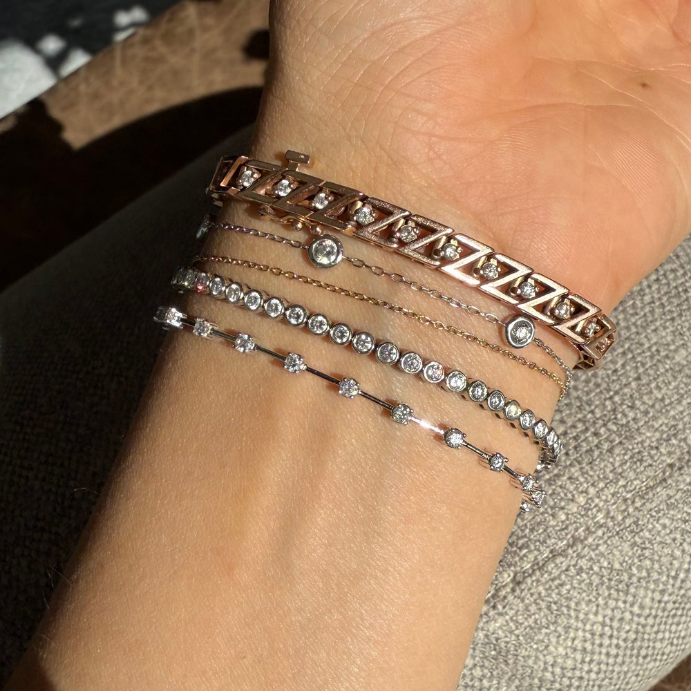 
                      
                        Pulsera de 5 Diamantes Biselados 0.60ct
                      
                    