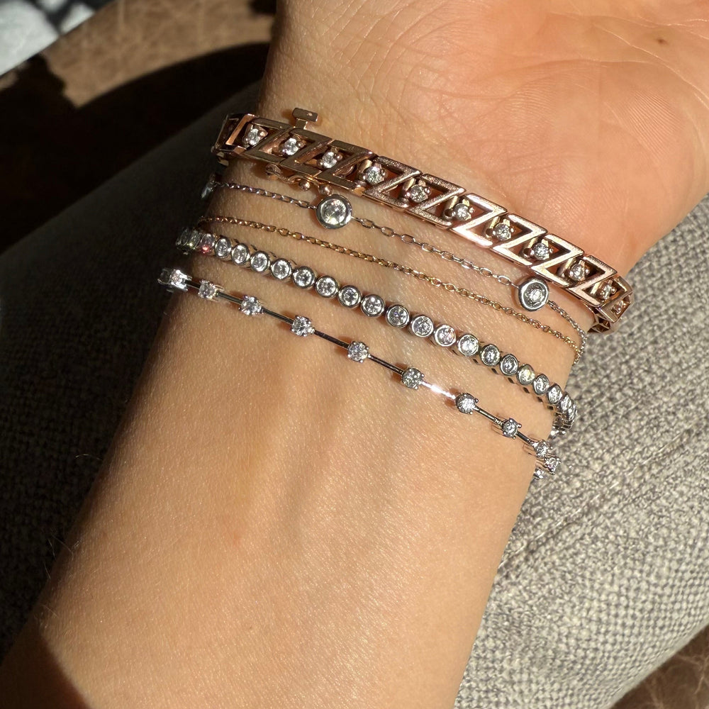 
                      
                        Pulsera de 5 Diamantes Biselados 0.60ct
                      
                    