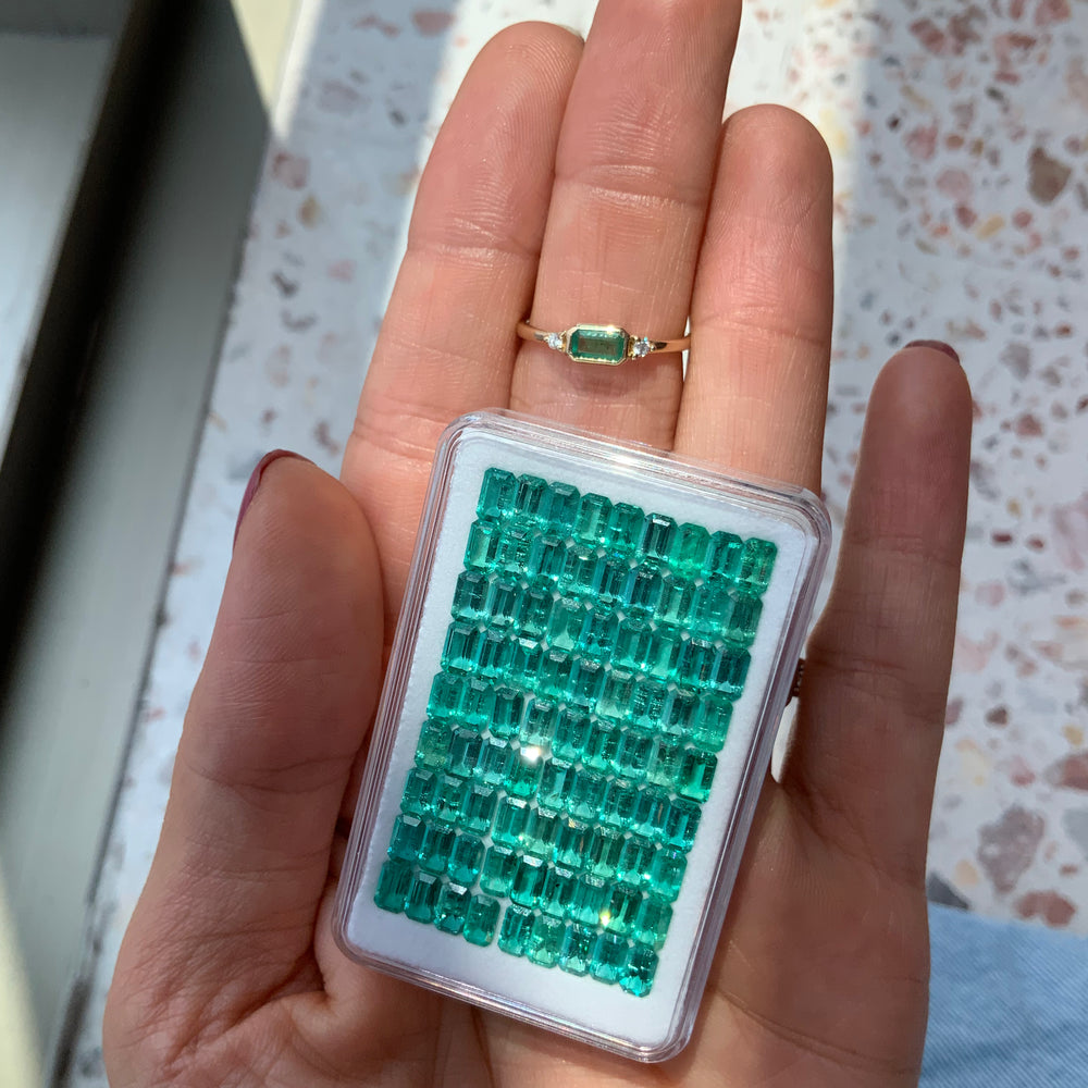 
                      
                        Anillo Camille
                      
                    