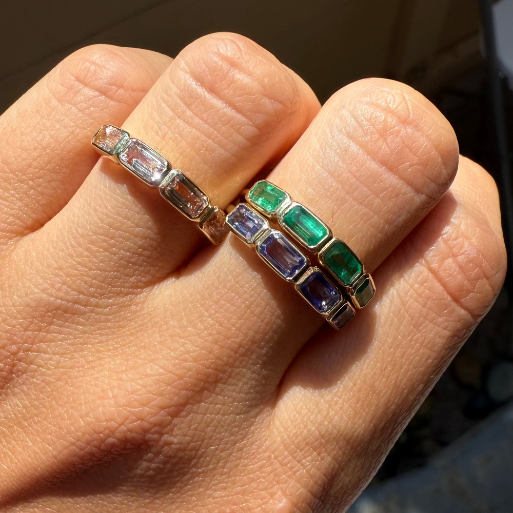 
                      
                        Anillo Zaira
                      
                    