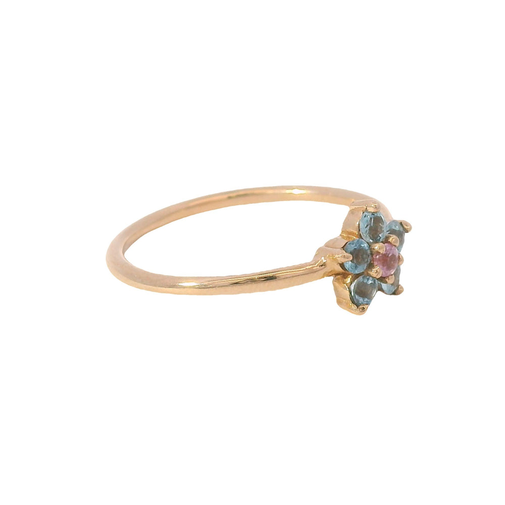 
                      
                        ENTREGA INMEDIATA / Anillo Flor Mini de Aguamarinas con Centro de Zafiro Rosa / Oro rosa 14K / Talla 7
                      
                    