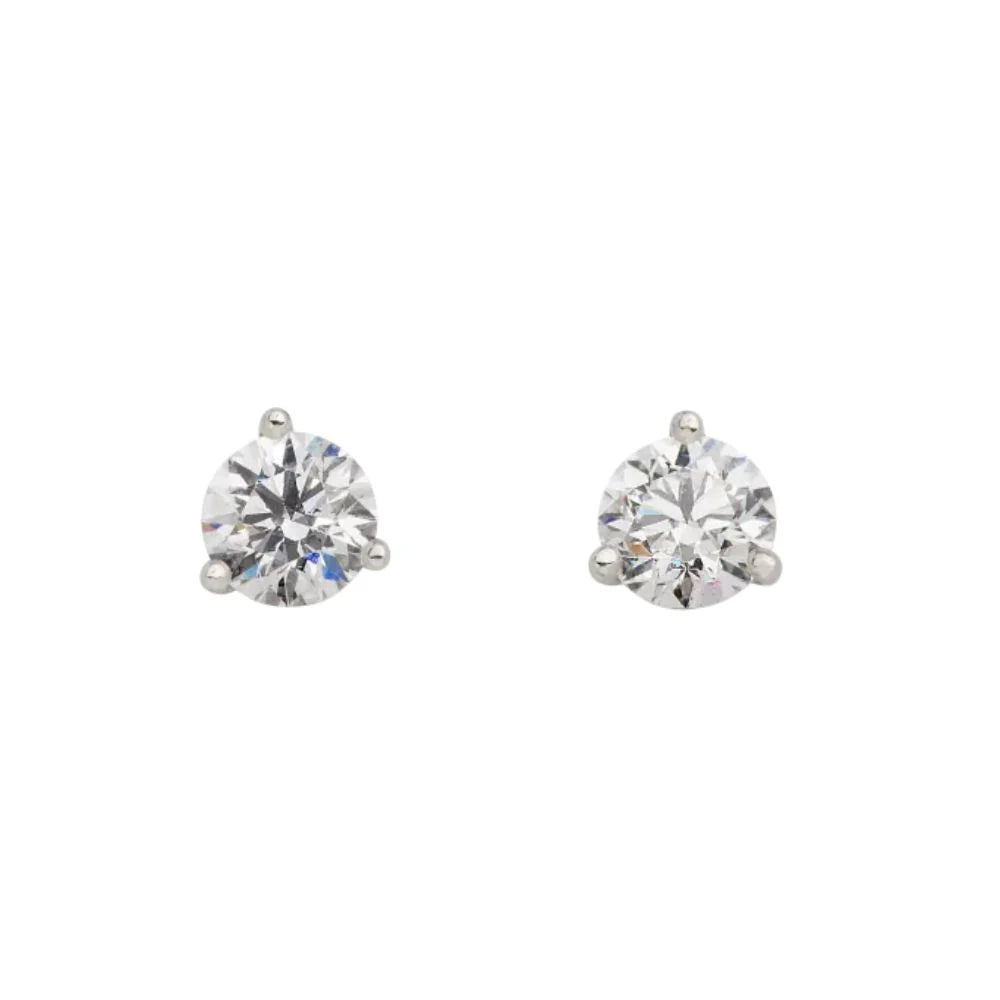 
                      
                        ENTREGA INMEDIATA / Aretes de Diamante 0.90 cts cada uno (total de 1.8 cts)  / Oro blanco 14K / PAR
                      
                    