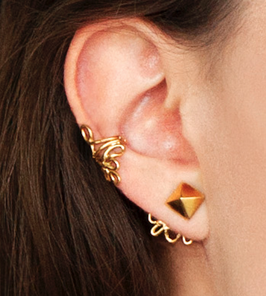 Load image into Gallery viewer, Simple Garigol Earcuff
