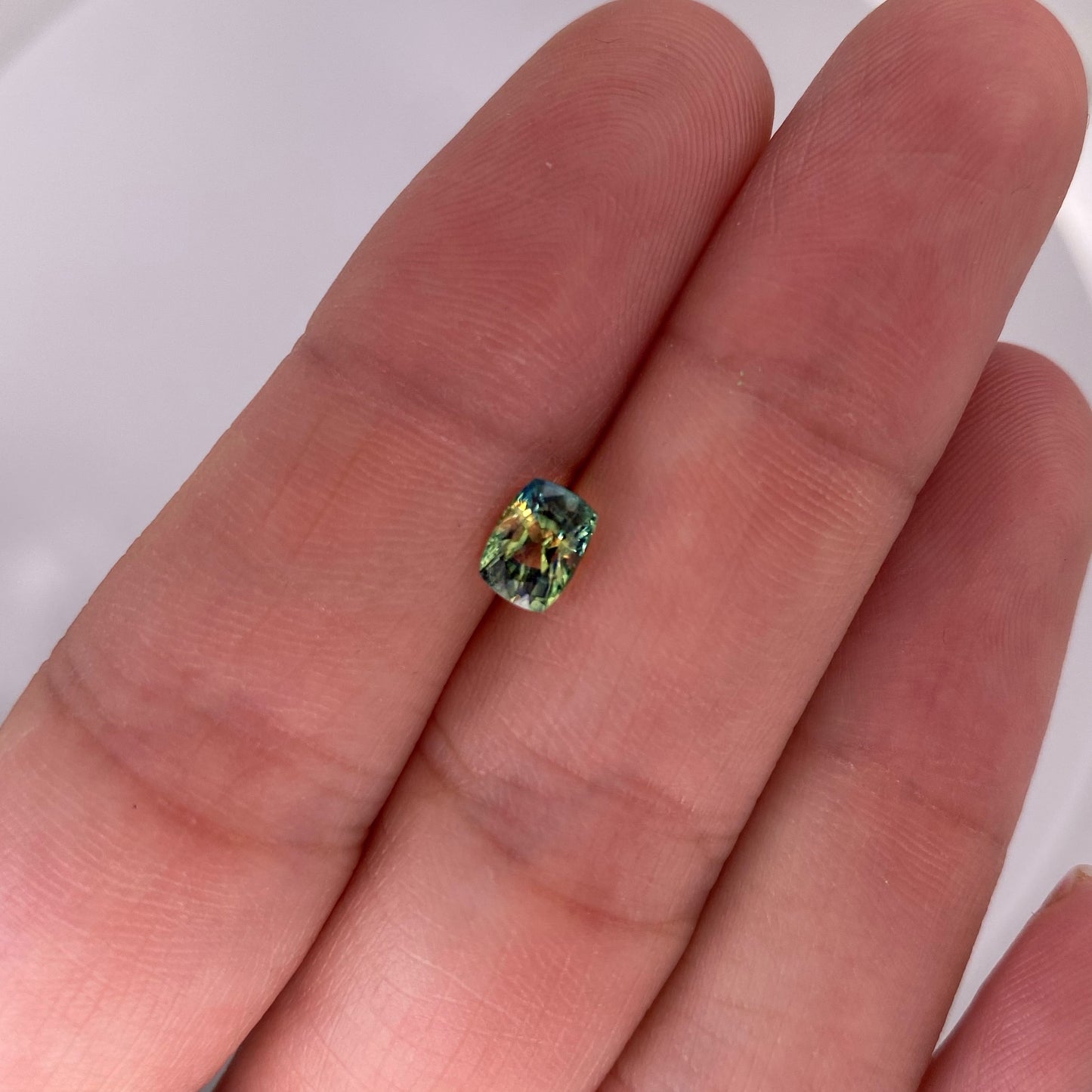 ANTICIPO/APARTADO Zafiro corte cushion de 1.03ct, valor total 15,890pesos