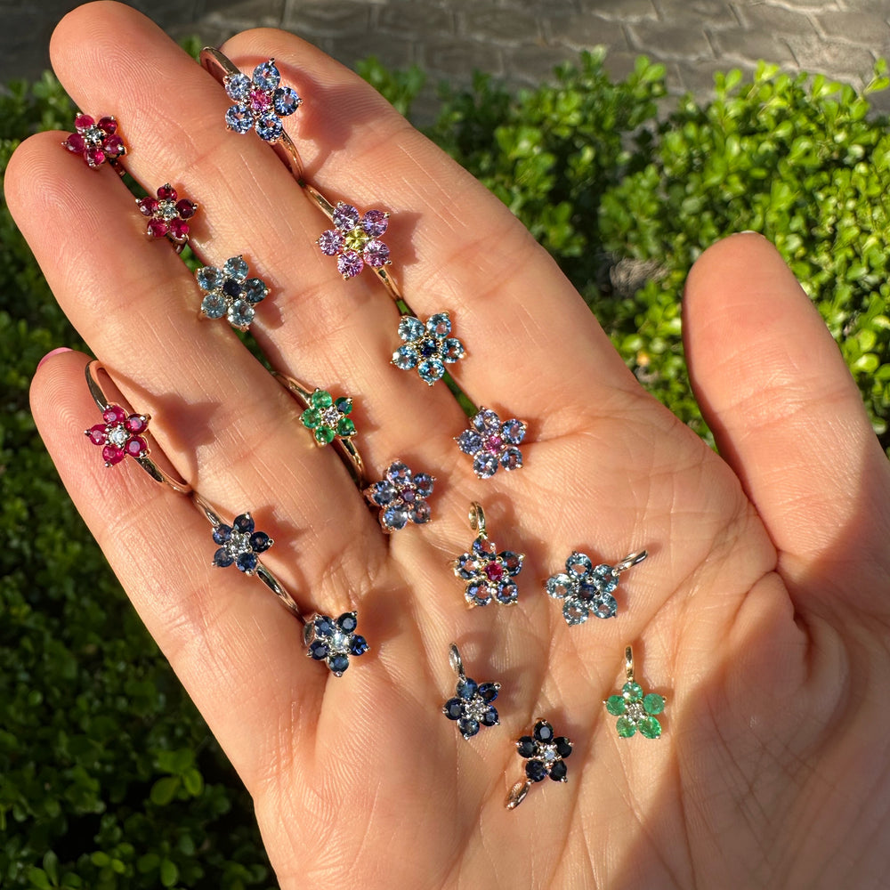 
                      
                        Anillo Flor Mini
                      
                    