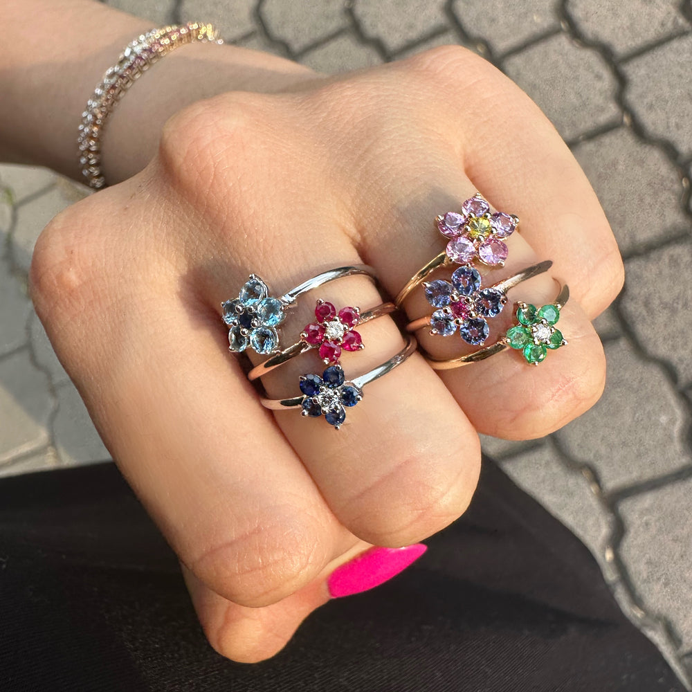 
                      
                        Anillo Flor Mini
                      
                    