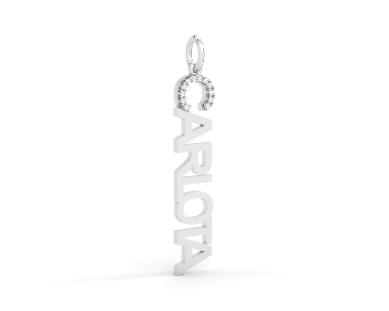 Dije de Nombre Con Inicial en Diamantes
