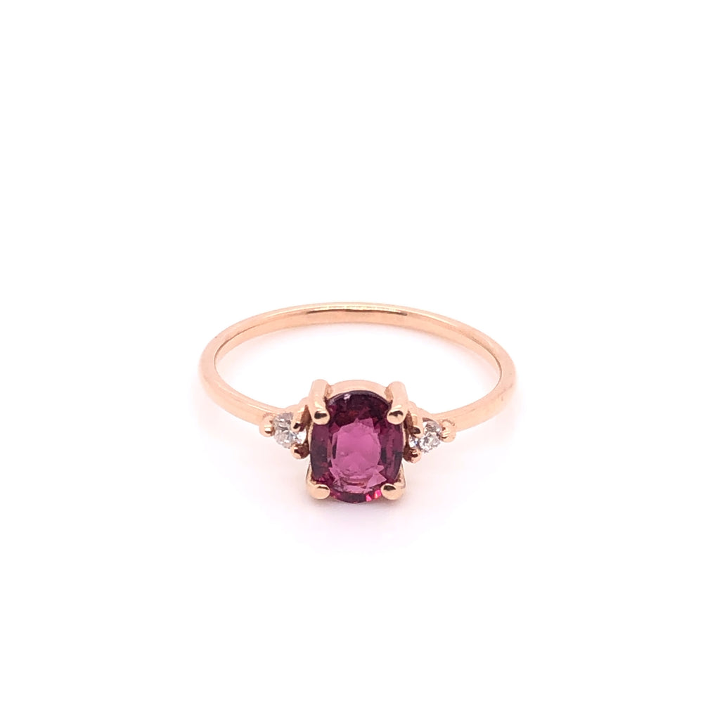 Tourmaline ring with side diamonds (single piece)