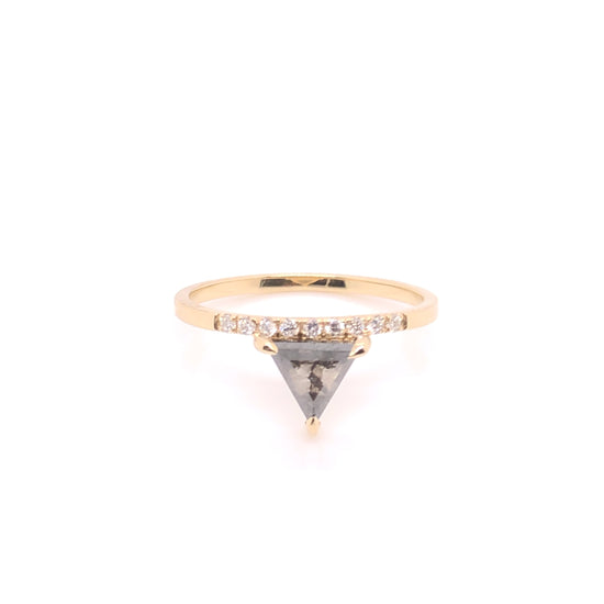 IMMEDIATE DELIVERY / Salt &amp; Pepper Diamond Ring Triangular cut with diamonds / 14k yellow gold / Size 7.25