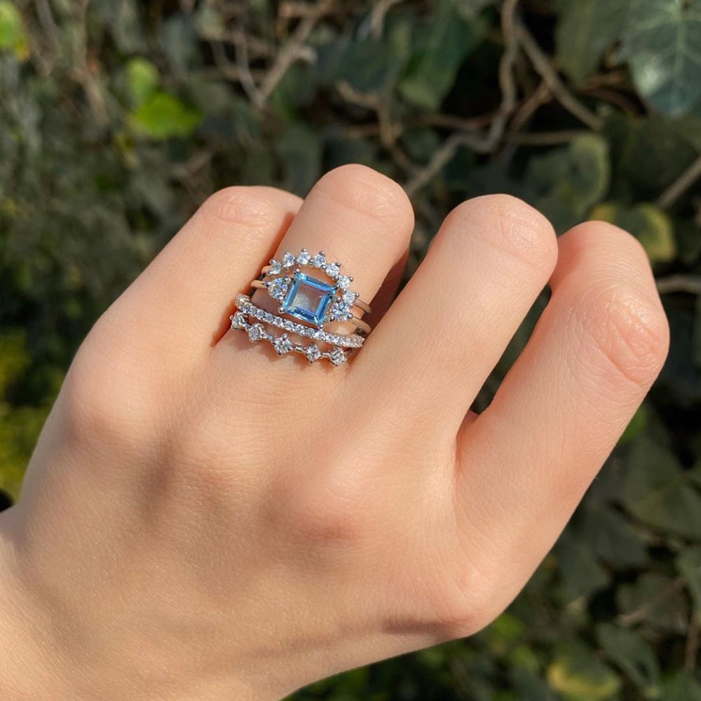 
                      
                        Aquamarine Ring with Side Diamonds (single piece)
                      
                    