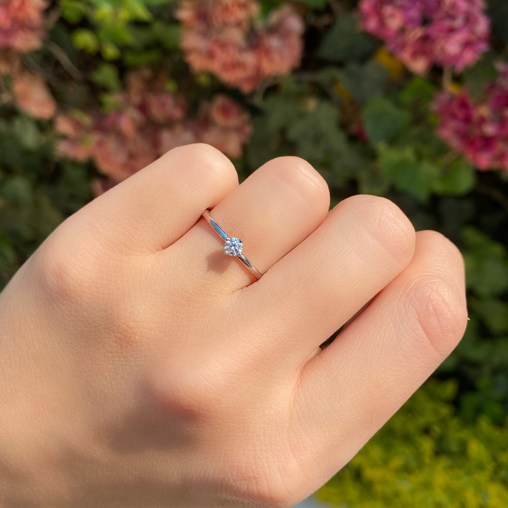 
                      
                        Anillo de Compromiso Malke
                      
                    
