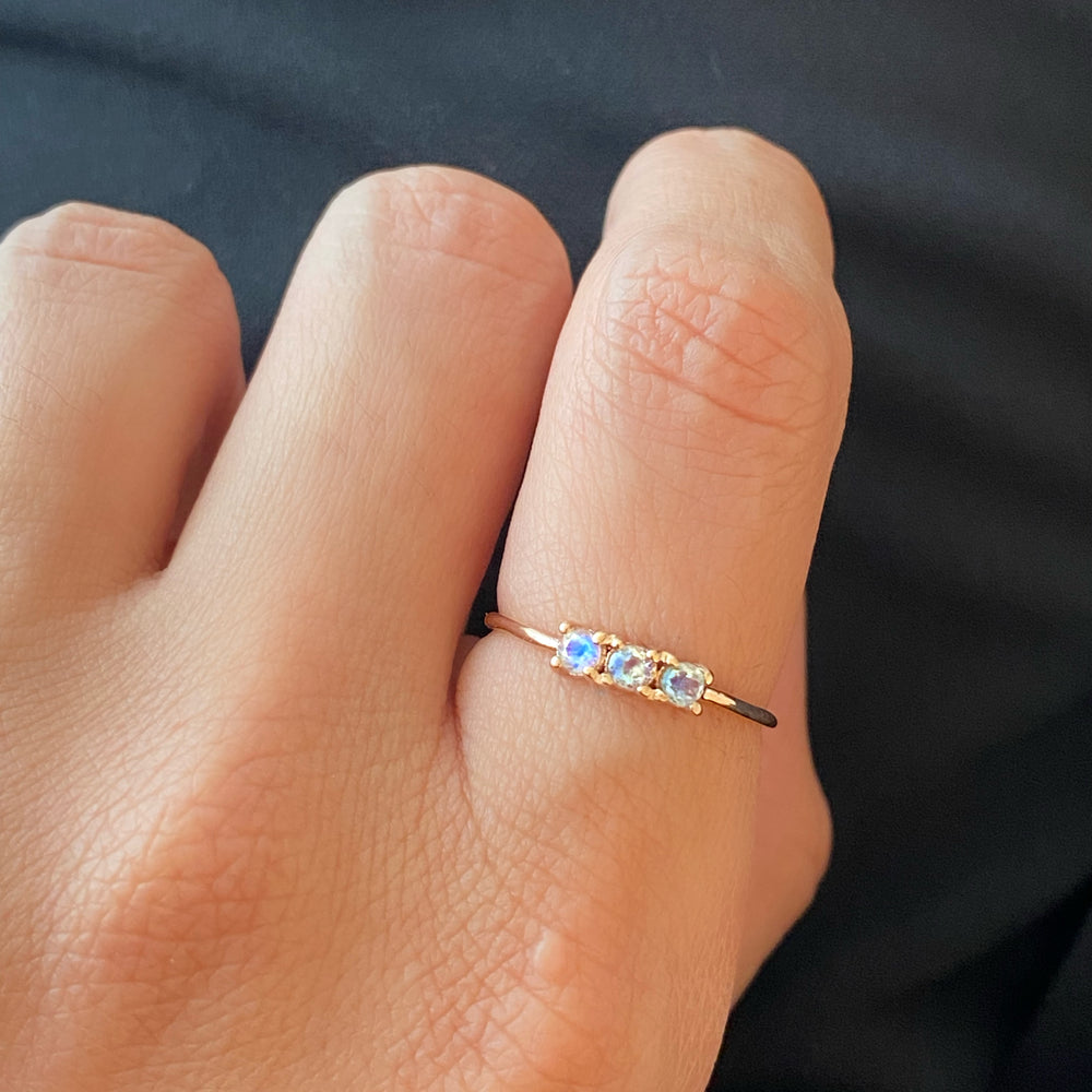 Anillo Isabella de Moonstone